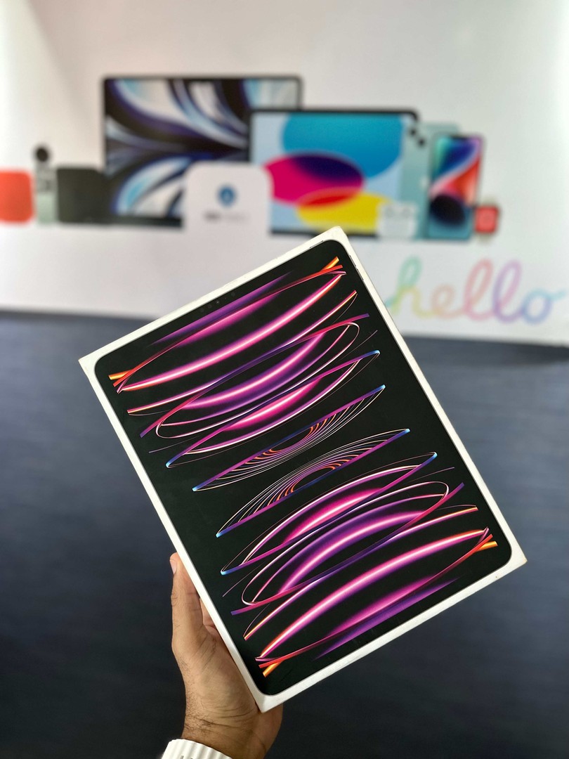 celulares y tabletas - iPad Pro 12.9 inch  (6ta Gen) 2TB SSD/16GB RAM M2 Apple Wi-Fi Sellada RD$ 69,500 0