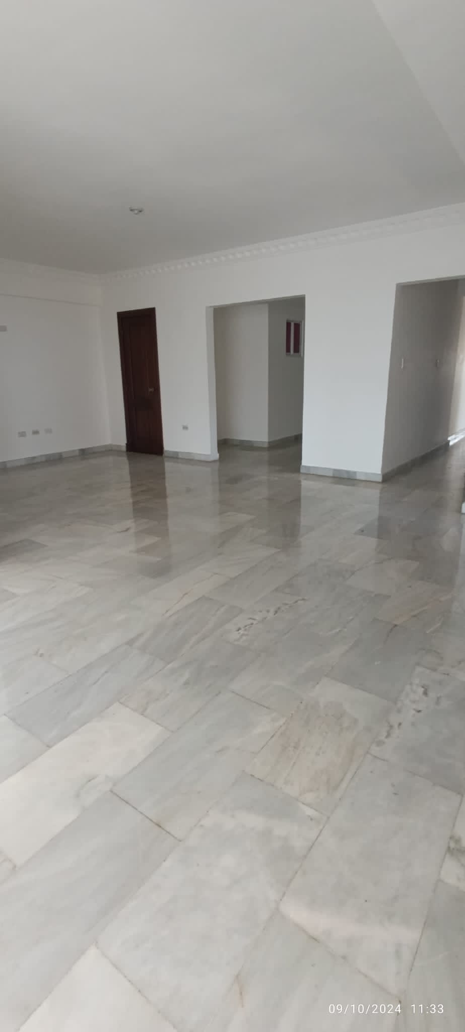 apartamentos - ¡En La Enriquillo con vista al Mar, Amplio Apartamento de 230m en Hermosa Torre! 1