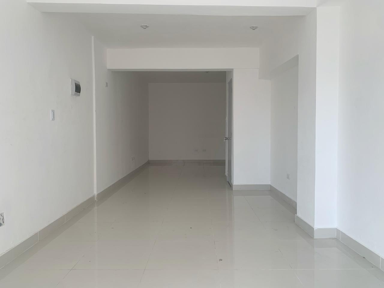 oficinas y locales comerciales - Local primer nivel arroyo hondo 1