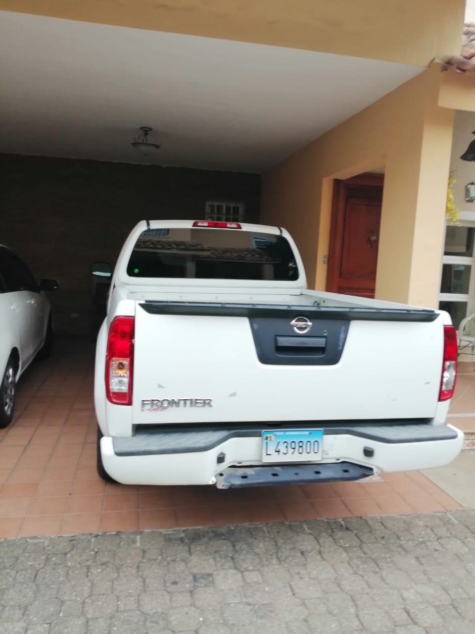jeepetas y camionetas - Camioneta Bca cabina y media 2017 Nissam Frontier 3
