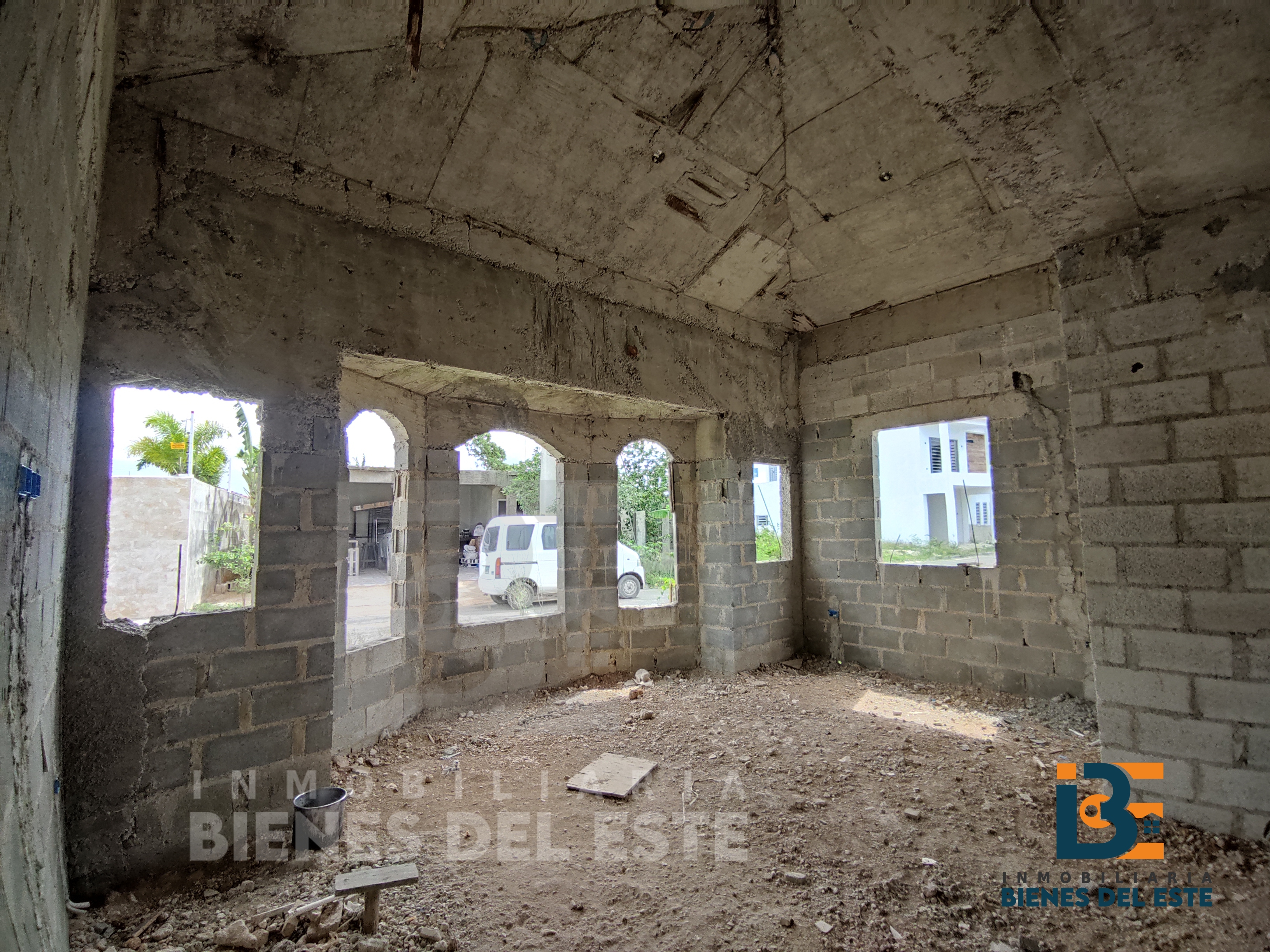 casas - SE VENDE CASA EN CONSTRUCCION de Oportunidad. 6
