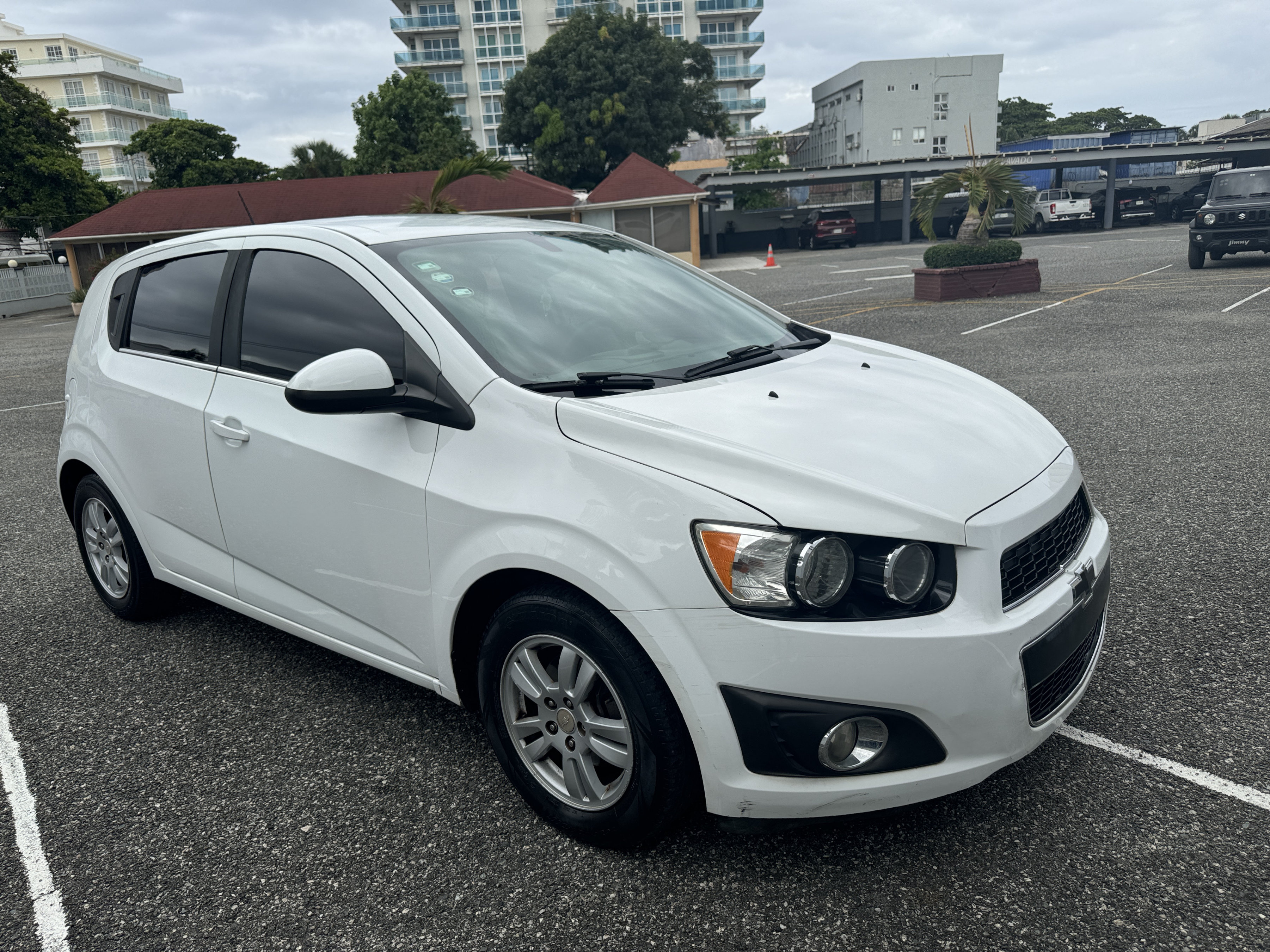 carros - Chevrolet Sonic 2016 LT 0