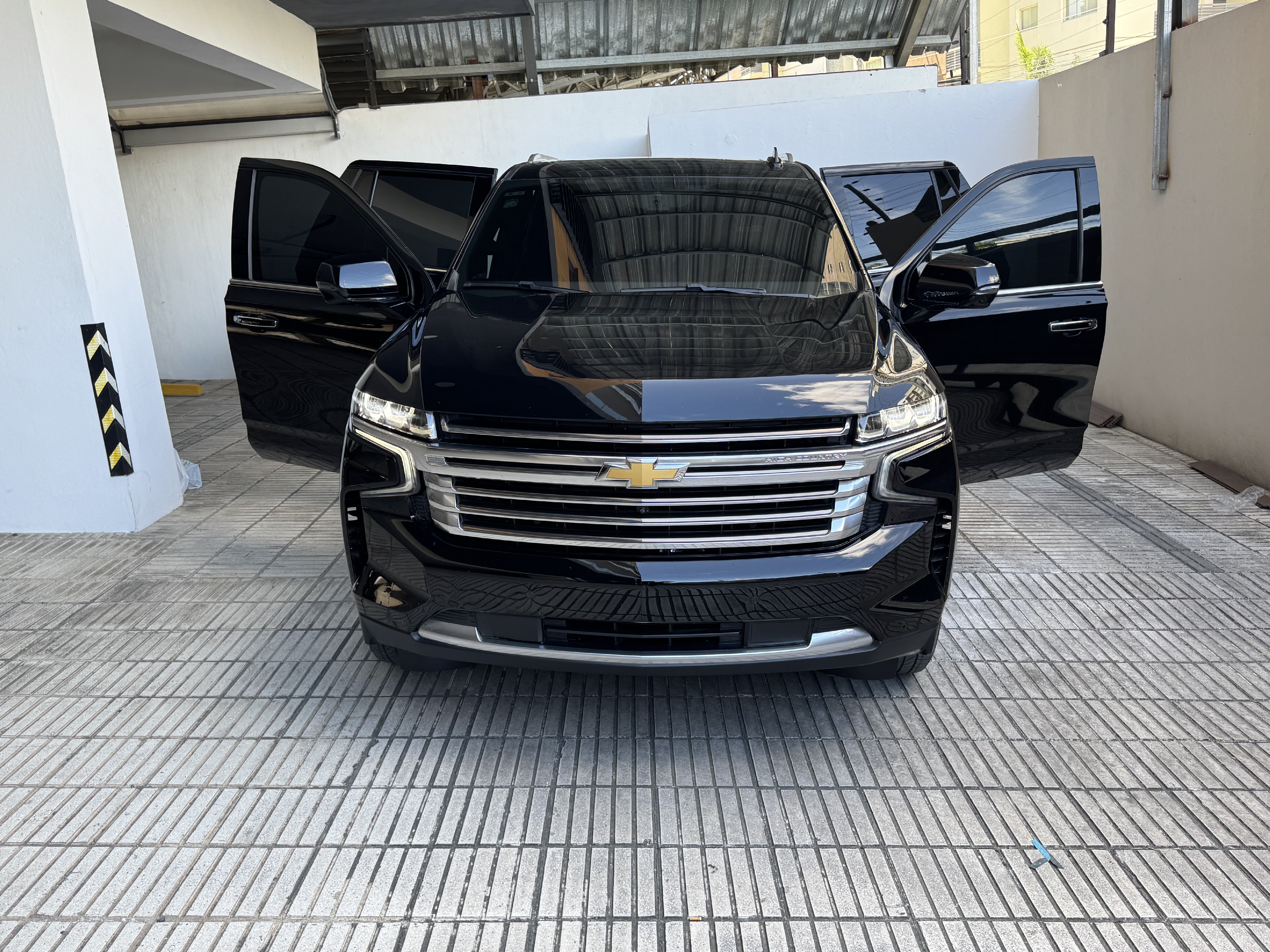 jeepetas y camionetas - Tahoe high country 2023 3