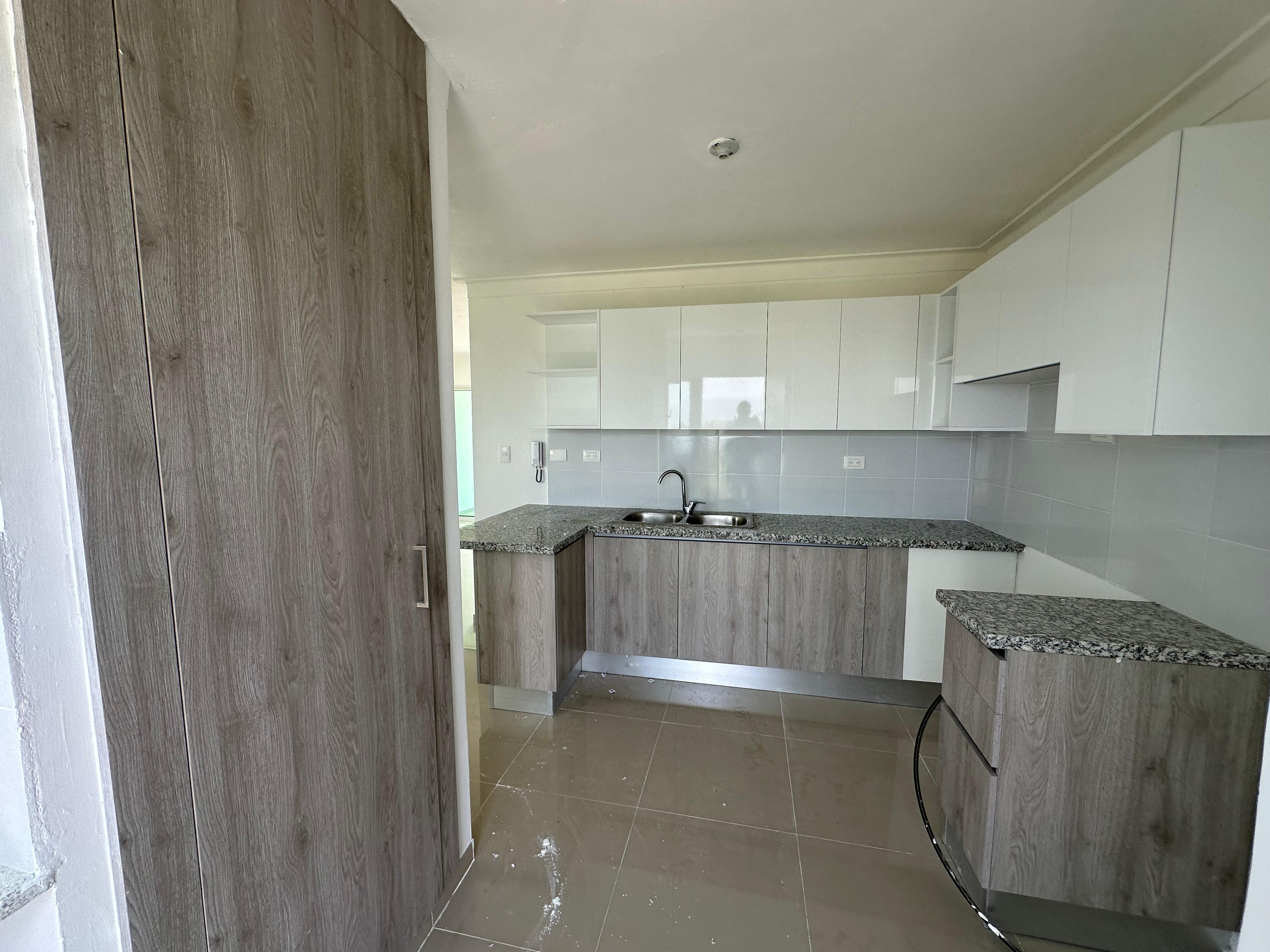 apartamentos - APARTAMENTO EN VENTA EN LA BARRANQUITA, SANTIAGO. 3