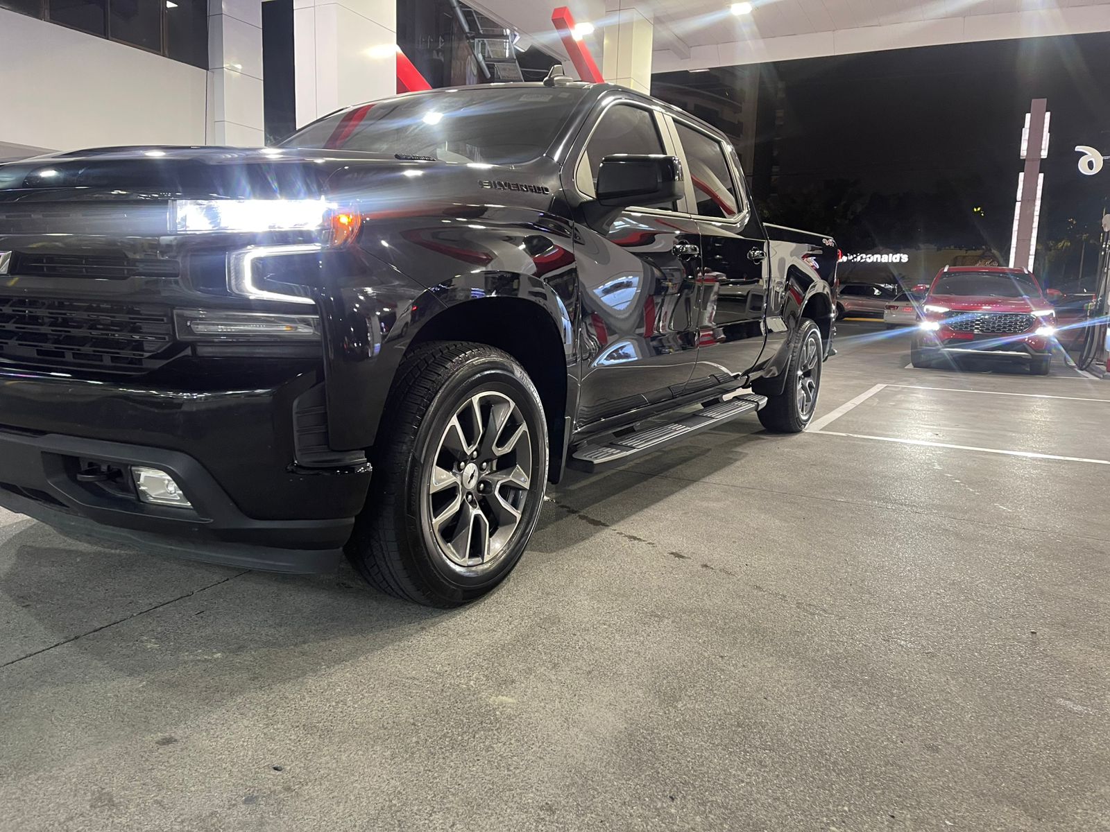 jeepetas y camionetas - chevolet silverado 2021 4