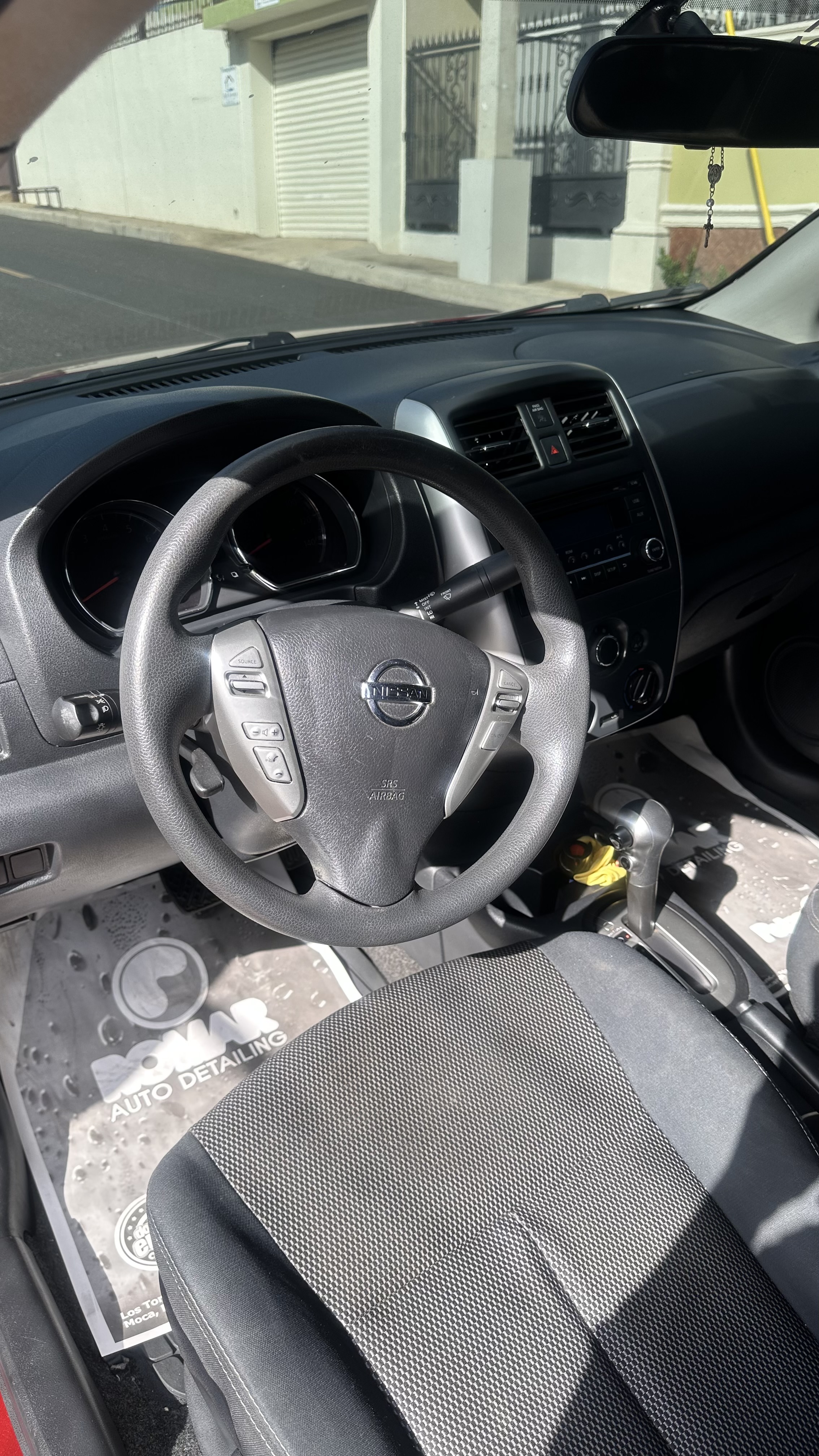 carros - Nissan Versa 2016 5