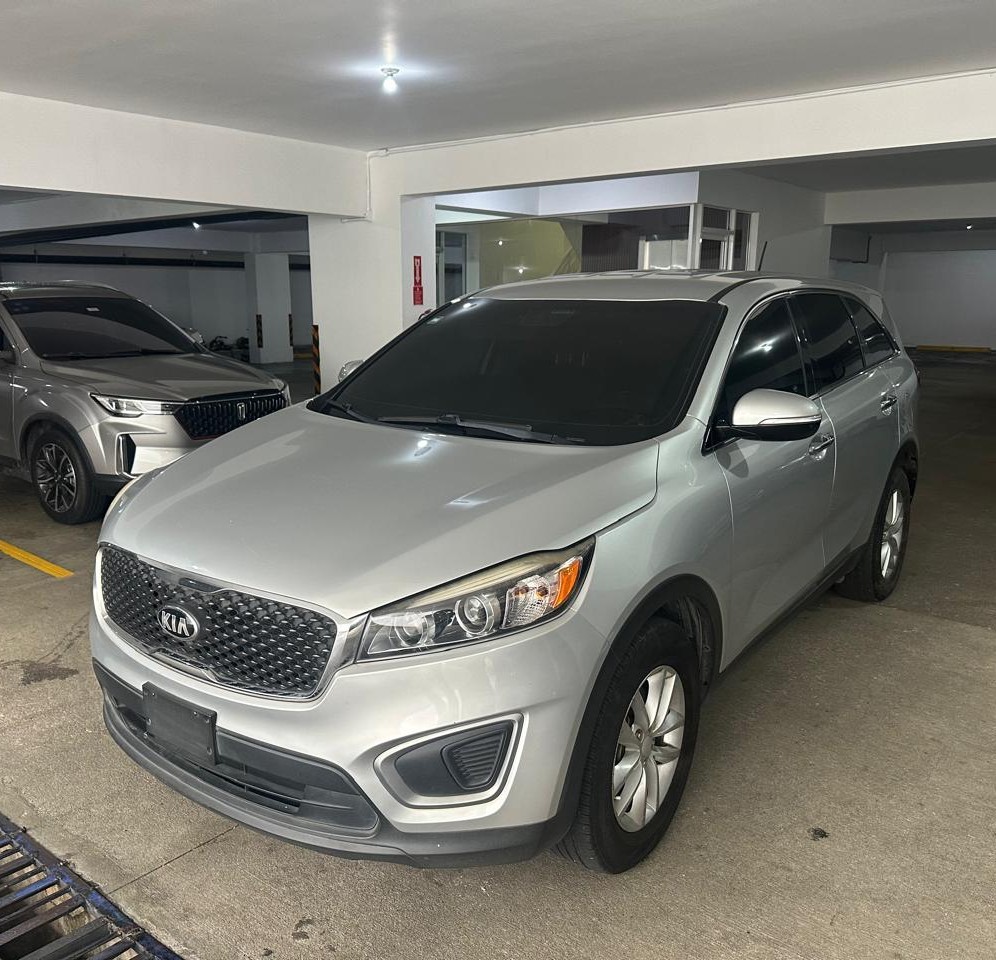 jeepetas y camionetas - KIA SORENTO LX 2016  0