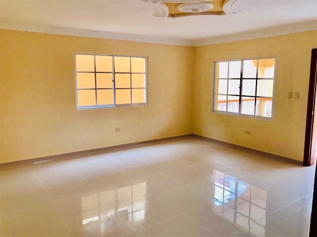 casas - Venta de casa en el mirador del este con 432mts Santo Domingo este 5