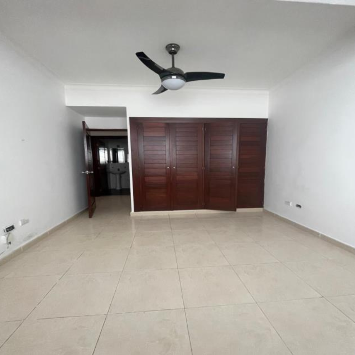 apartamentos - Apto centrico, espacioso, excelente ubicación 2
