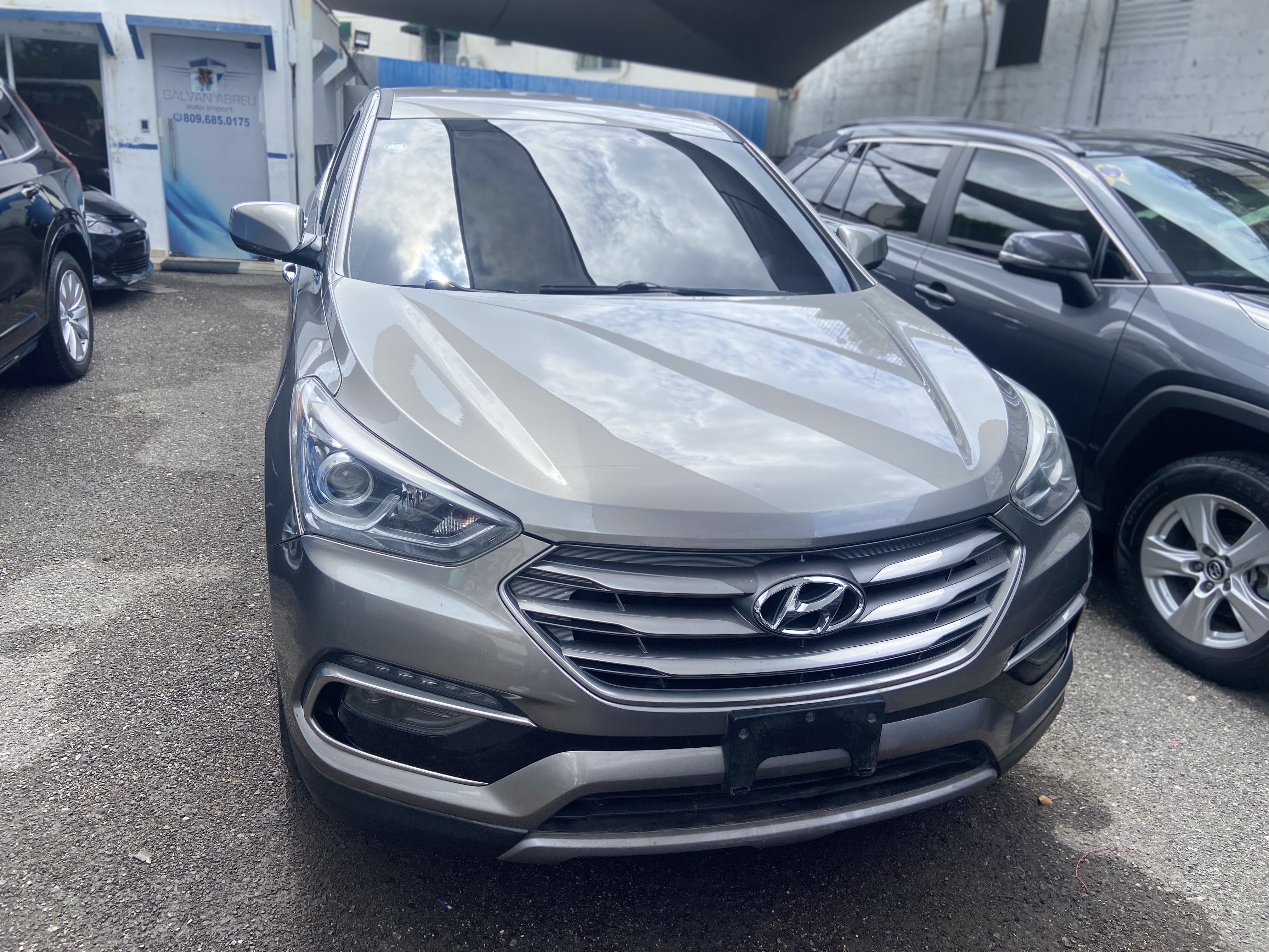 jeepetas y camionetas - Hyundai Santa Fe Sport 2017 4x4  1