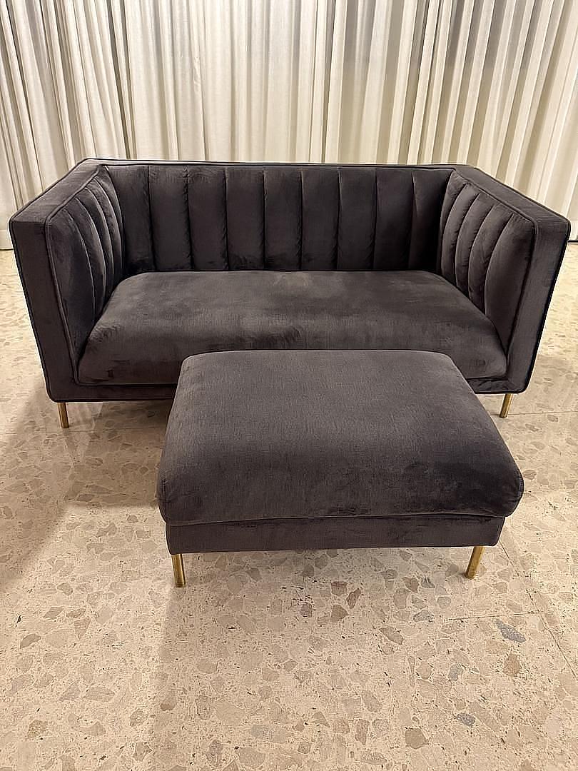 muebles y colchones - Sofá de dos plazas con ottoman