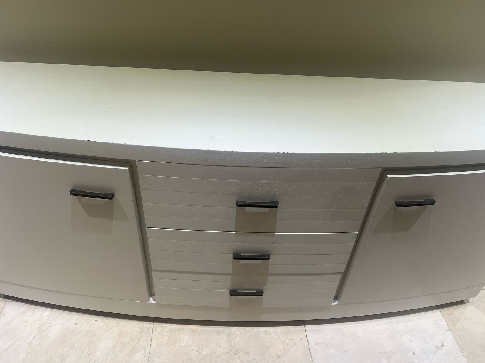 muebles y colchones - credenza  1