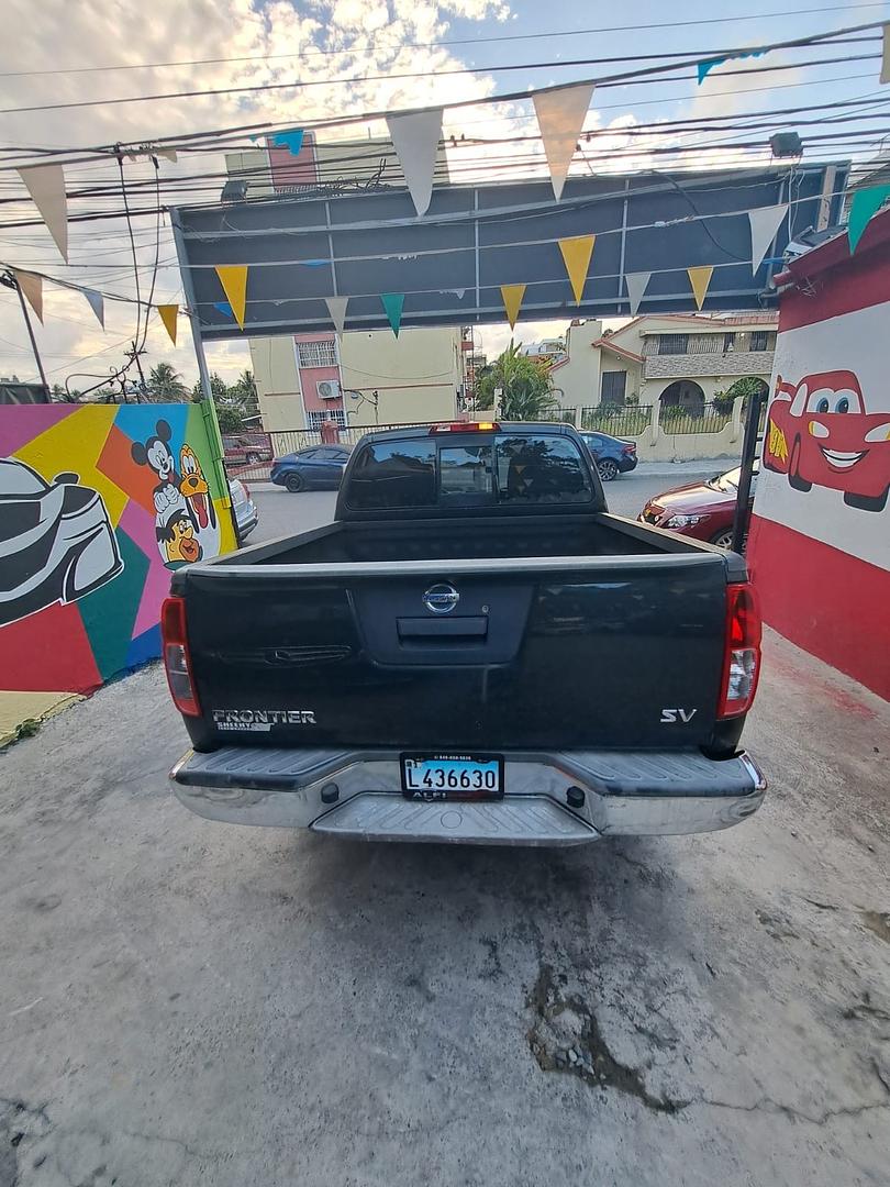 jeepetas y camionetas - Nissan Frontier 2015 4