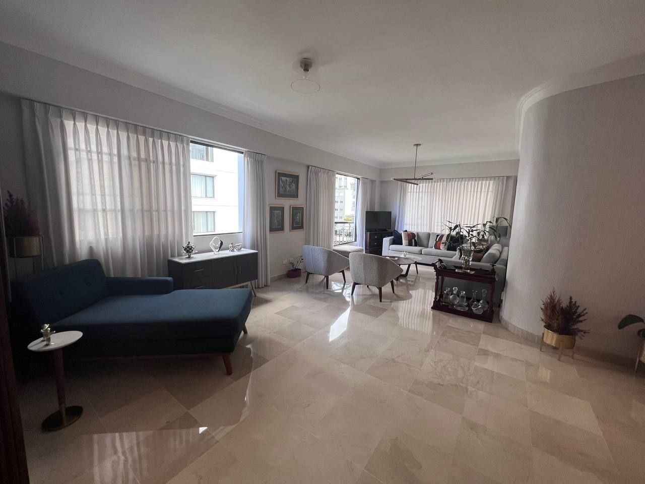 apartamentos - Piantini 7mo piso 202m2 3 habitaciones 3.5 banos 2 parqueos 8