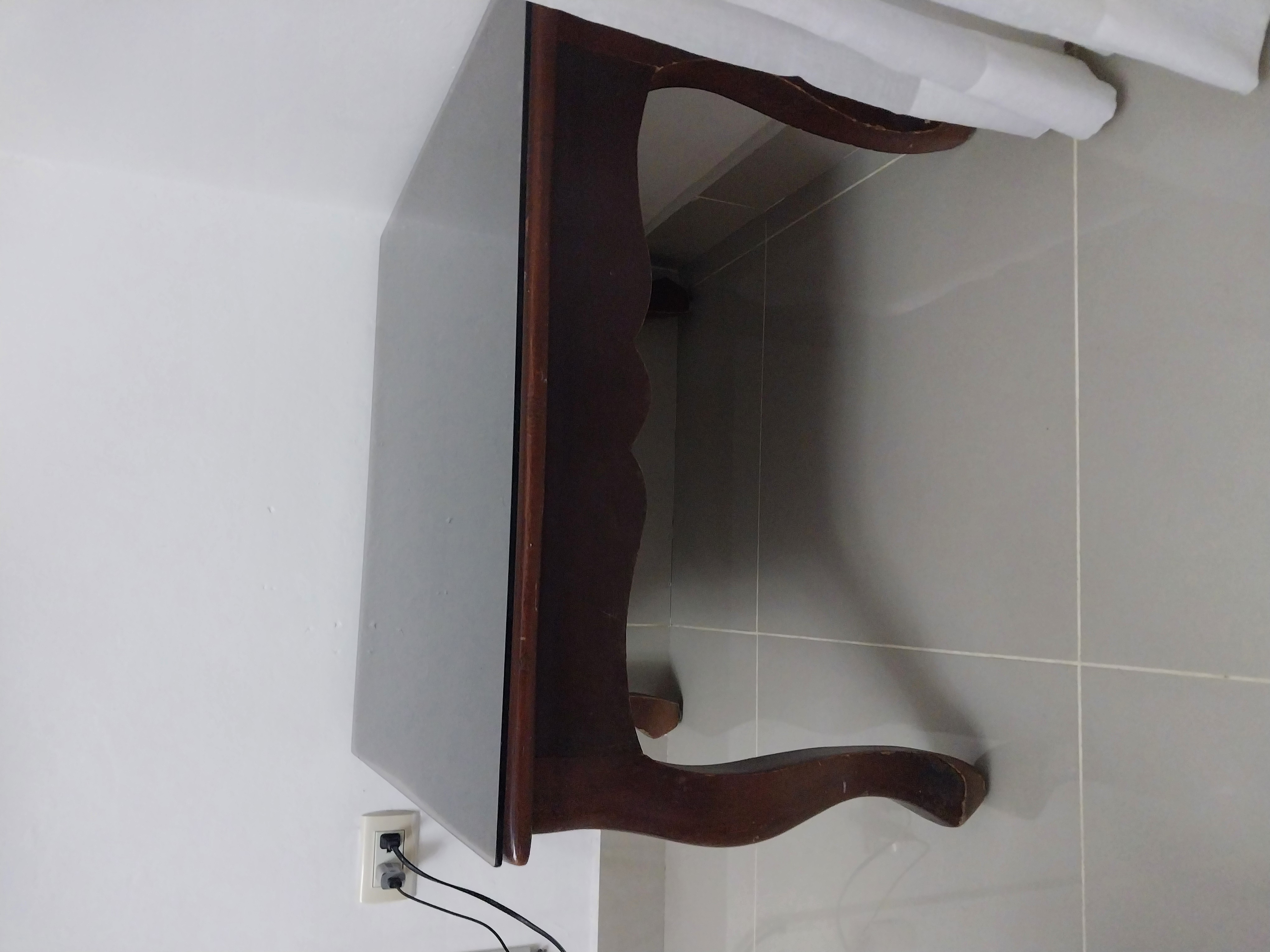 muebles y colchones - Sofá Cama + Mesa de Sala en caoba 1