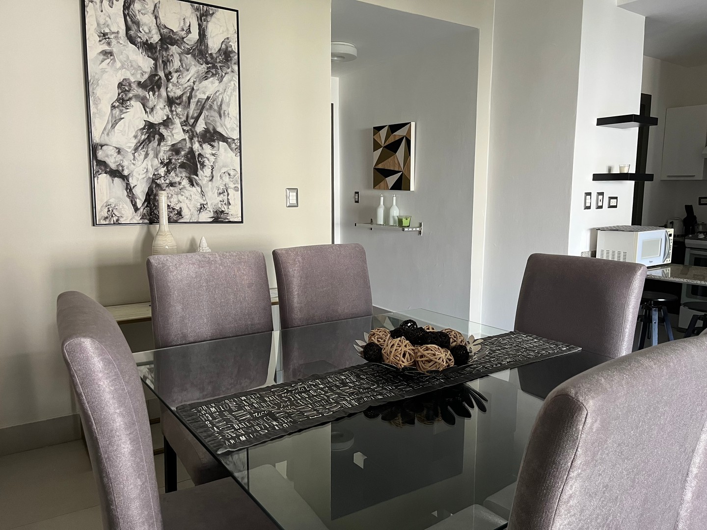 apartamentos - Apartamento En Alquiler En Piantini Amueblado De Dos Habitaciones 1