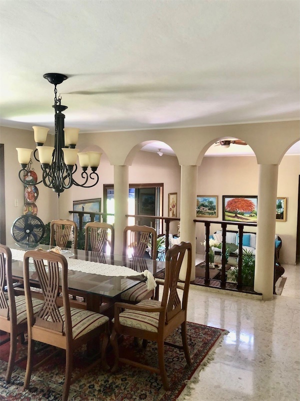 casas - Casa de alquiler en Los Cerros de Gurabo 5