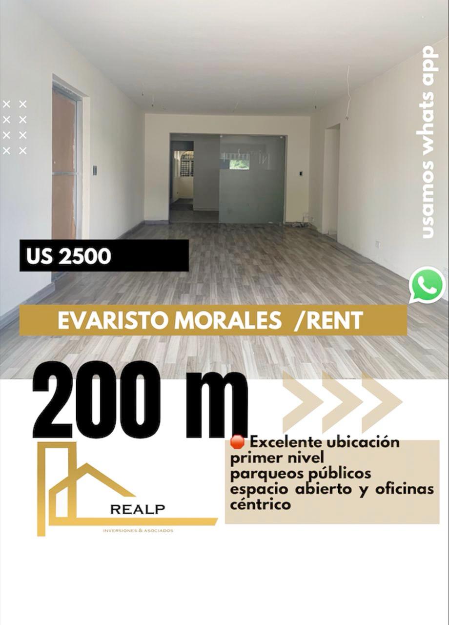 oficinas y locales comerciales - Local céntrico en Naco  0