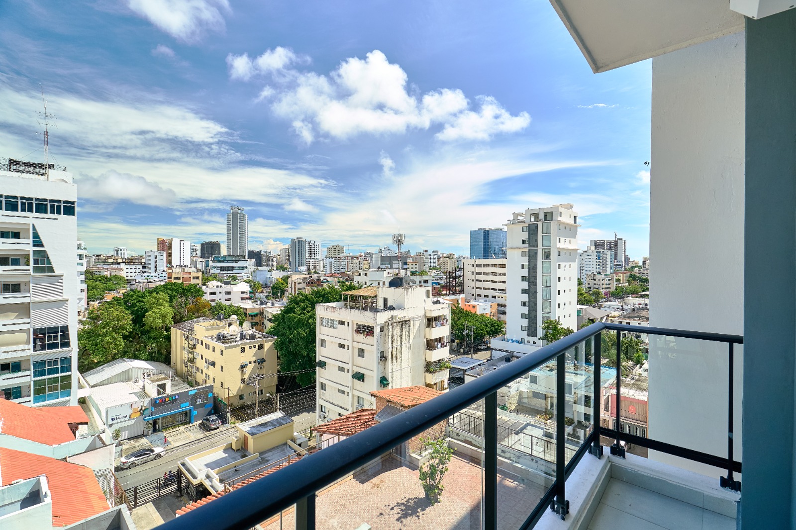 apartamentos - Alquiler de Apartamento Amueblado en Serralles  4