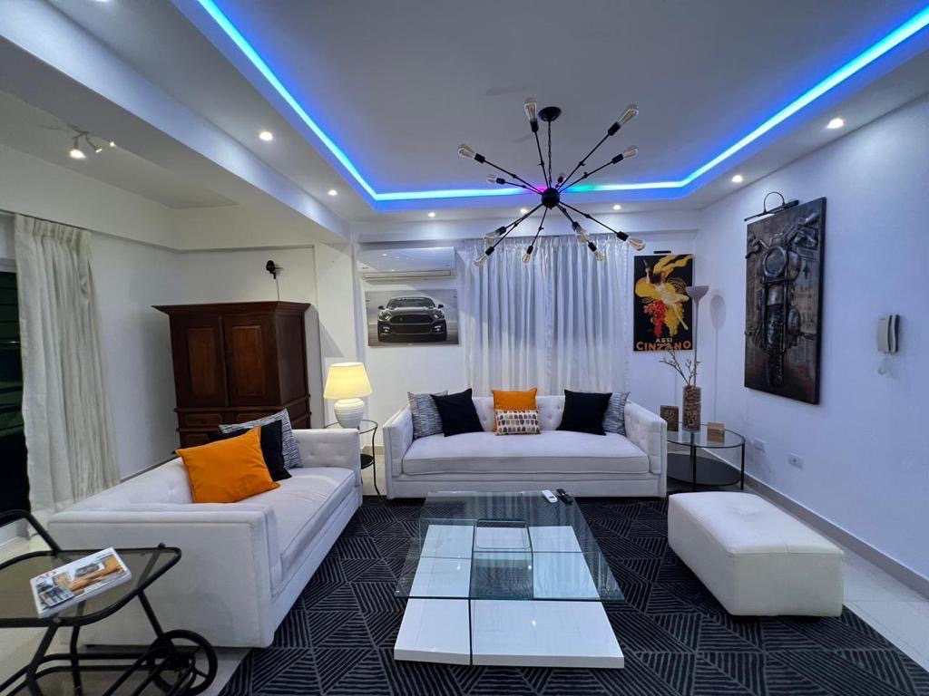 apartamentos - Alquilo Penthouse amueblado en Los Prados 6