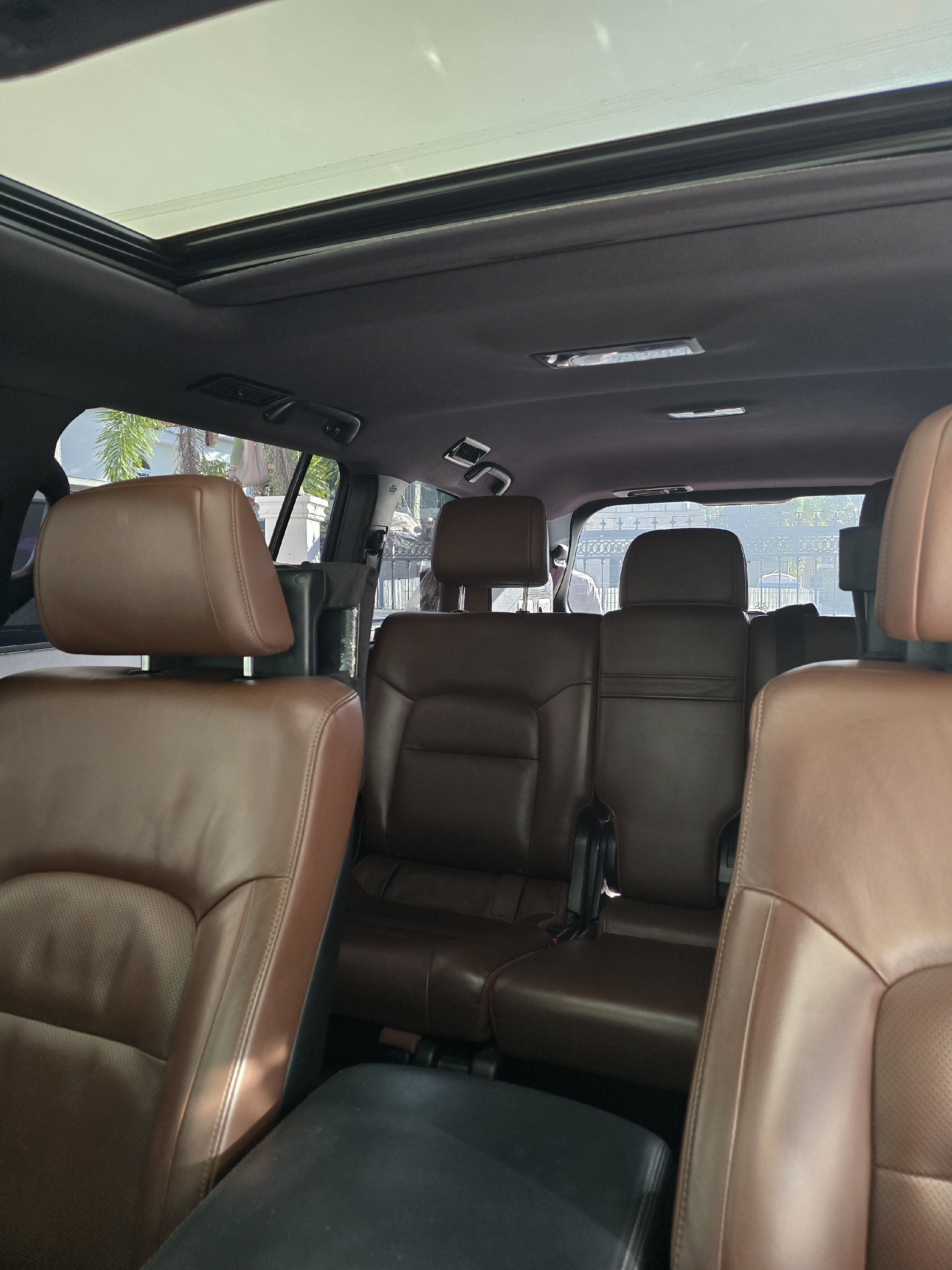 jeepetas y camionetas - Se vende Toyota Land Cruiser 2017 VX.R  Negra  4