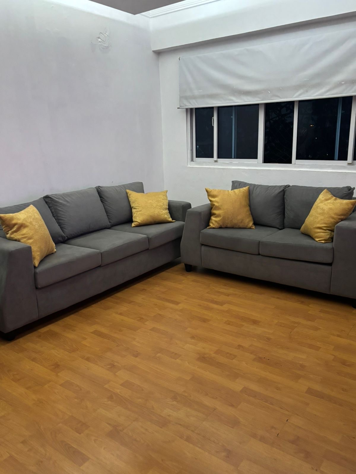 muebles y colchones - Vendo Juego de Muebles Gris practicamente nuevos  1