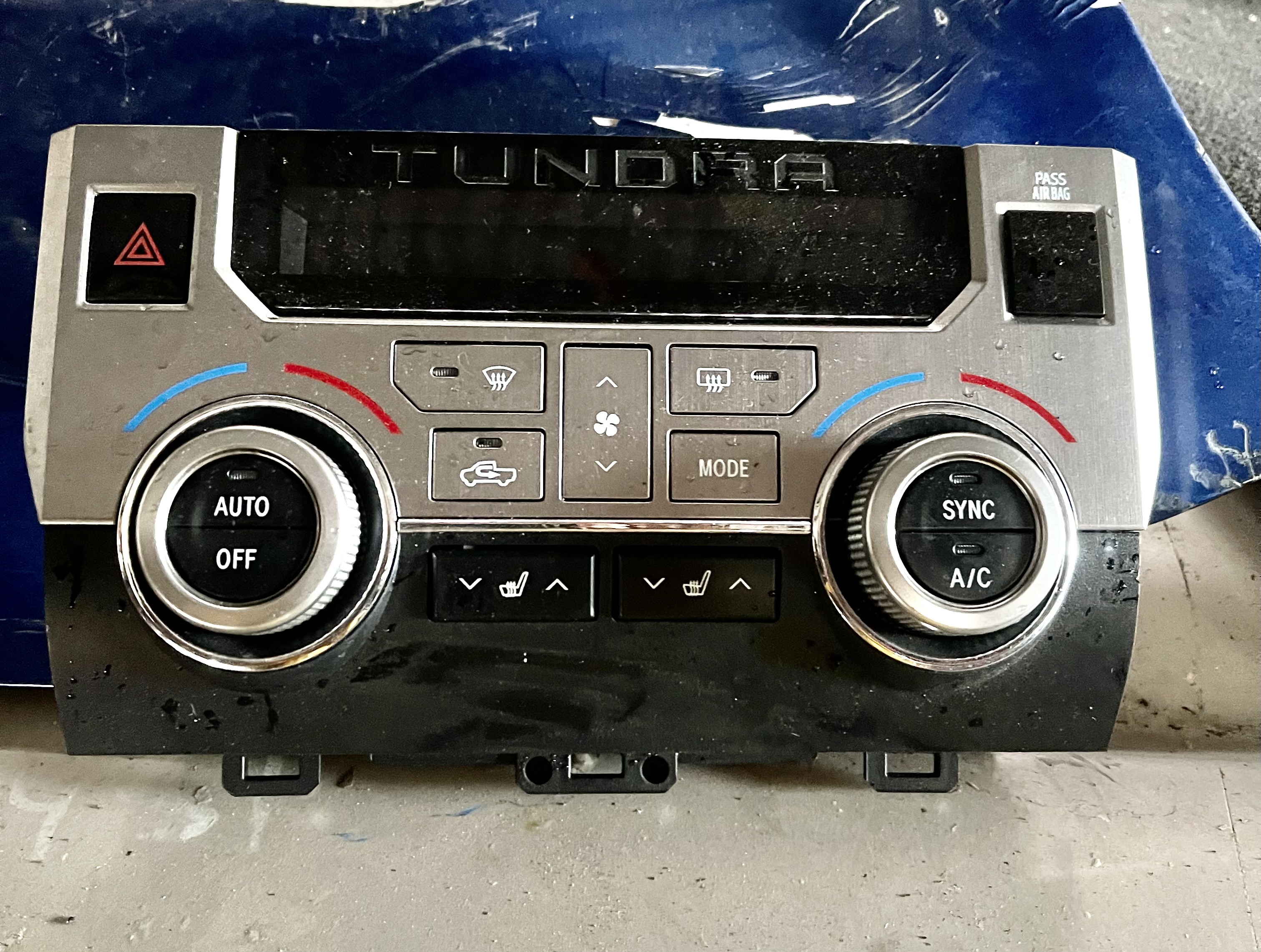 repuestos - Vendo Control De Aire Para Toyota Tundra 2018