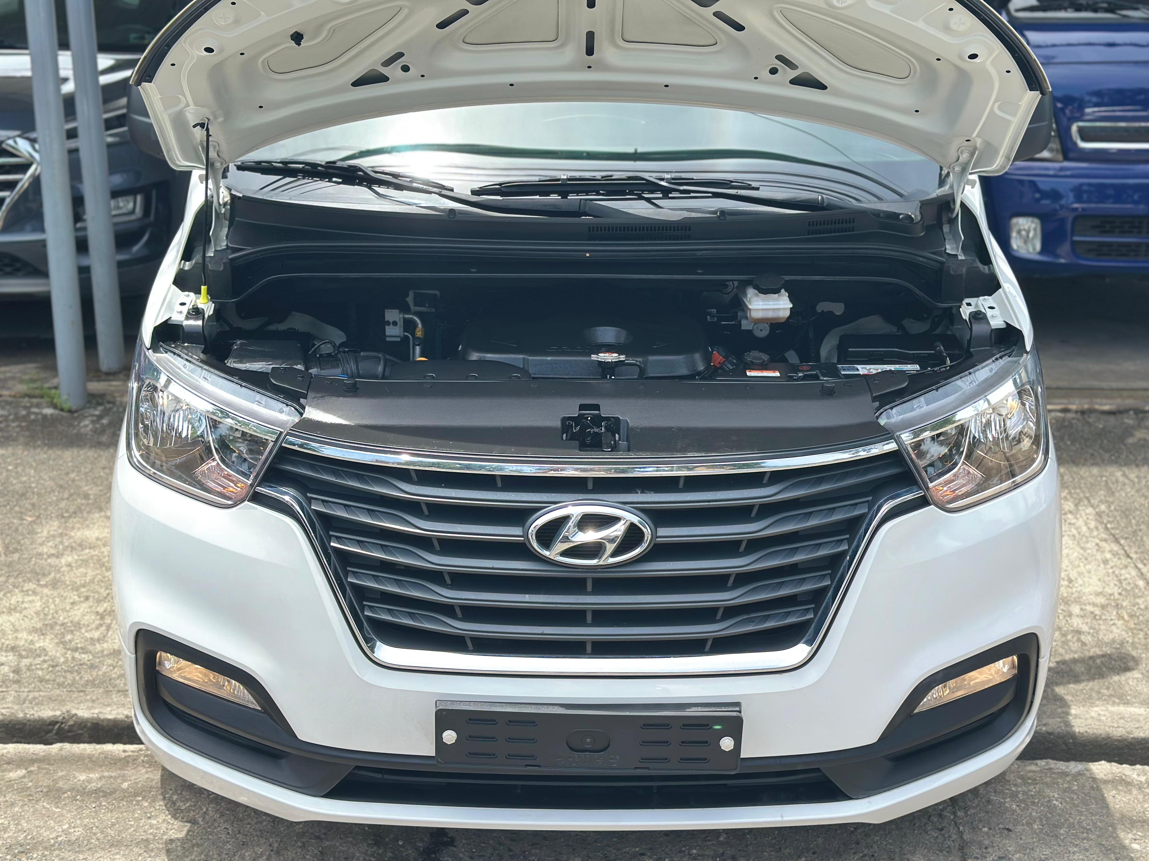jeepetas y camionetas - 2021 HYUNDAI GRAND STAREX VGT IMPORTADA 6