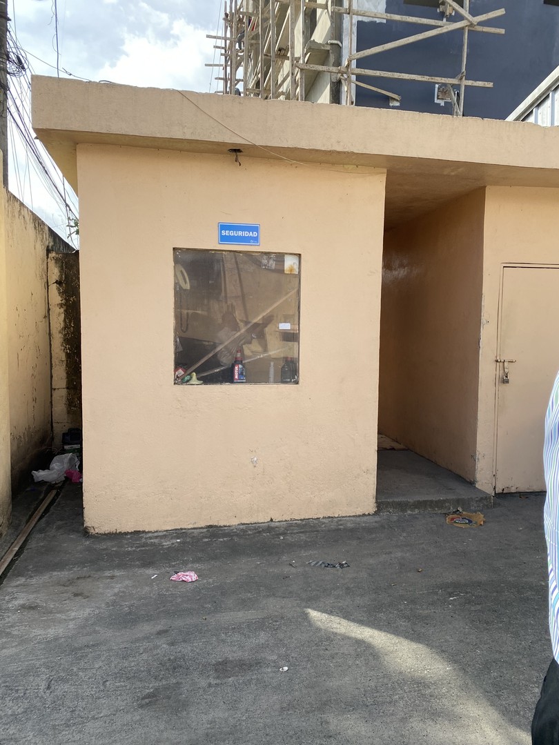 oficinas y locales comerciales - Alquilo Naves Industriales en Hainamosa 8