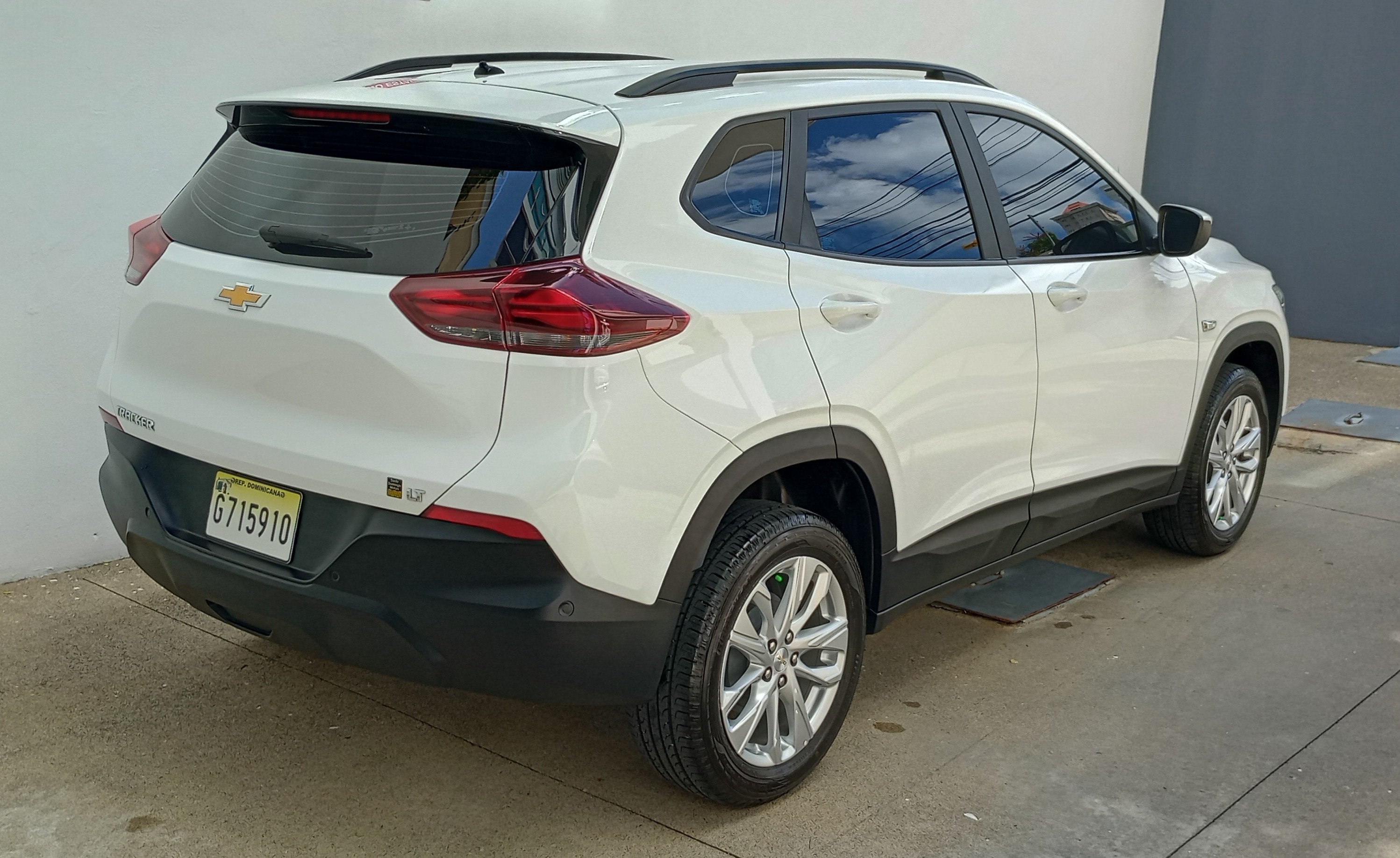 jeepetas y camionetas - CHEVROLET TRACKER LT 2023 3