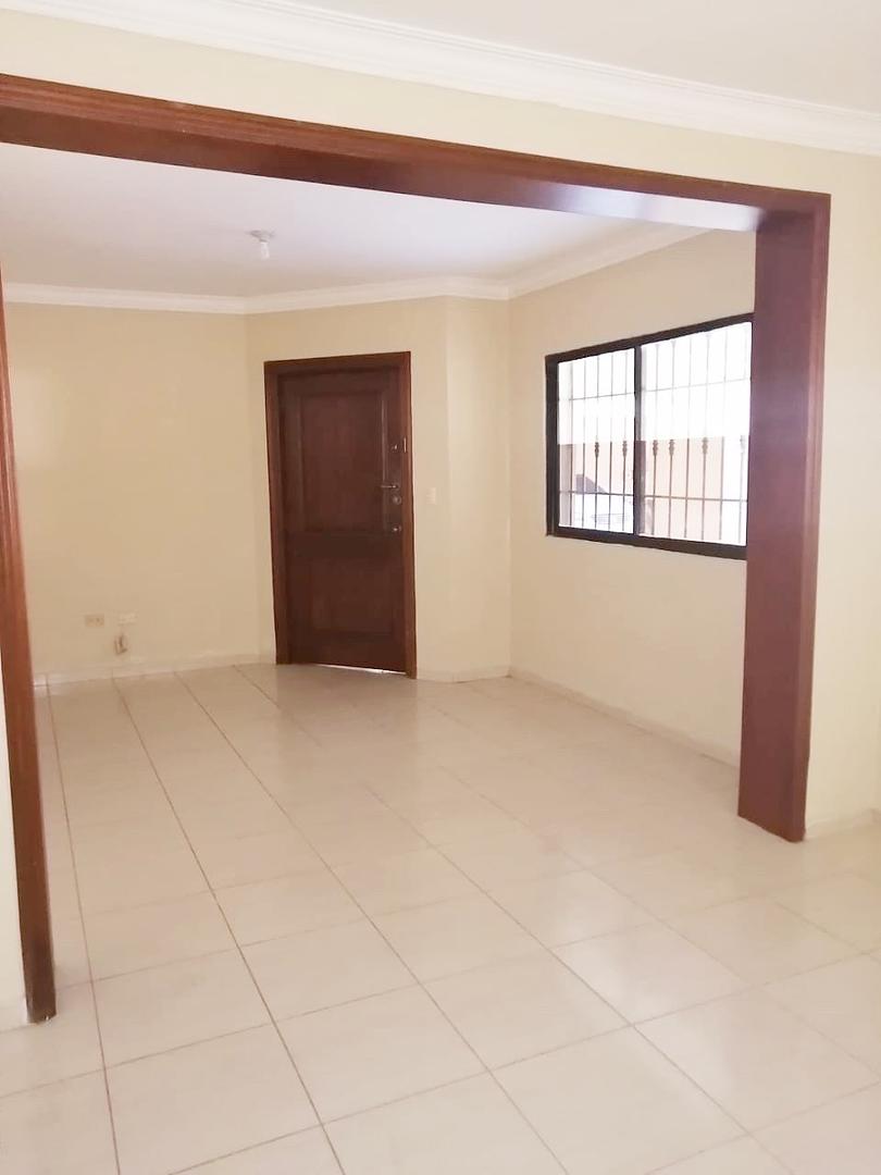 apartamentos - hermoso apartamento en una zona céntrica en el millón  4