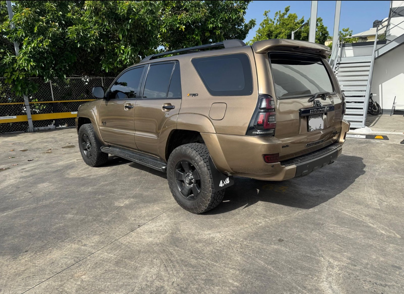 jeepetas y camionetas - Vendo Toyota 4runner 2006, excelente condiciones  6