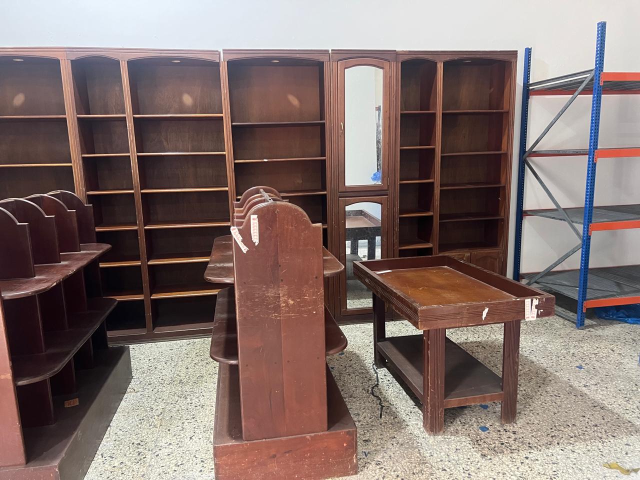 equipos profesionales - VENTA DE MUEBLES EXIBIDORES PARA TIENDA