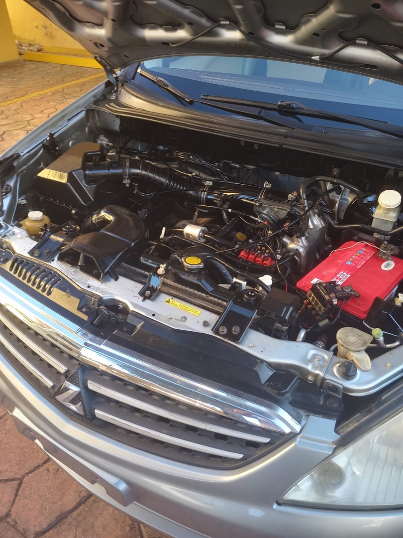 jeepetas y camionetas - Vendo Jeepeta Mitsubishi 2011 6