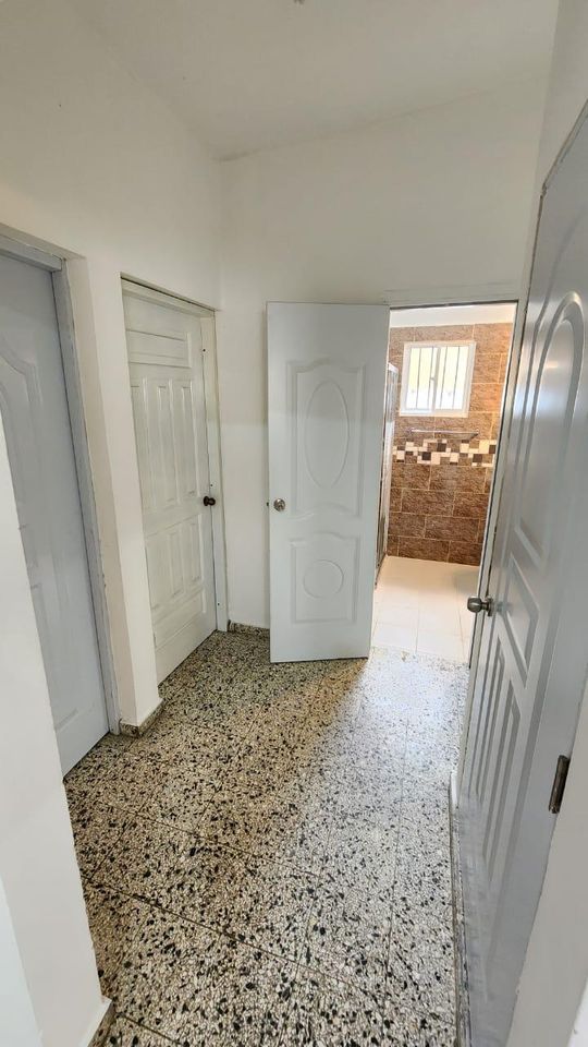 casas - Vendo Casa en Colinas de los Rios, Santo Domingo  3