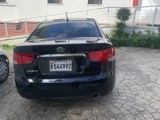 carros - KIA CERATO 2010 2