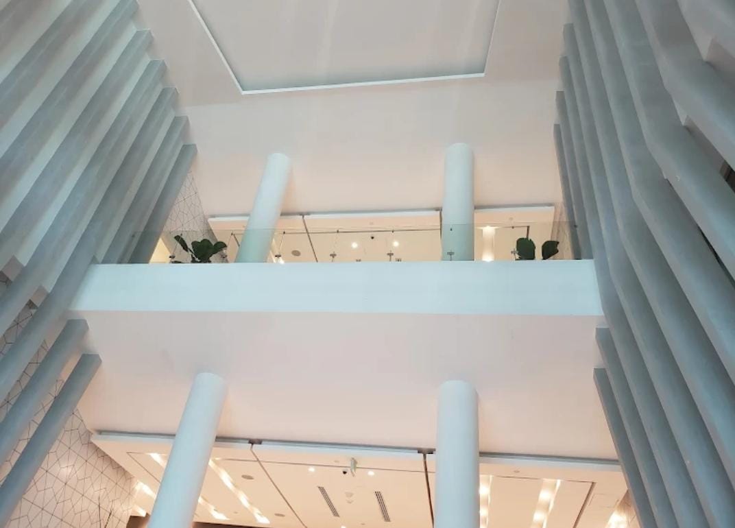 oficinas y locales comerciales - Evaristo Morales, SE ALQUILA EXCELENTE Oficina 49 MTS en TORRE COORPORATIVA  2