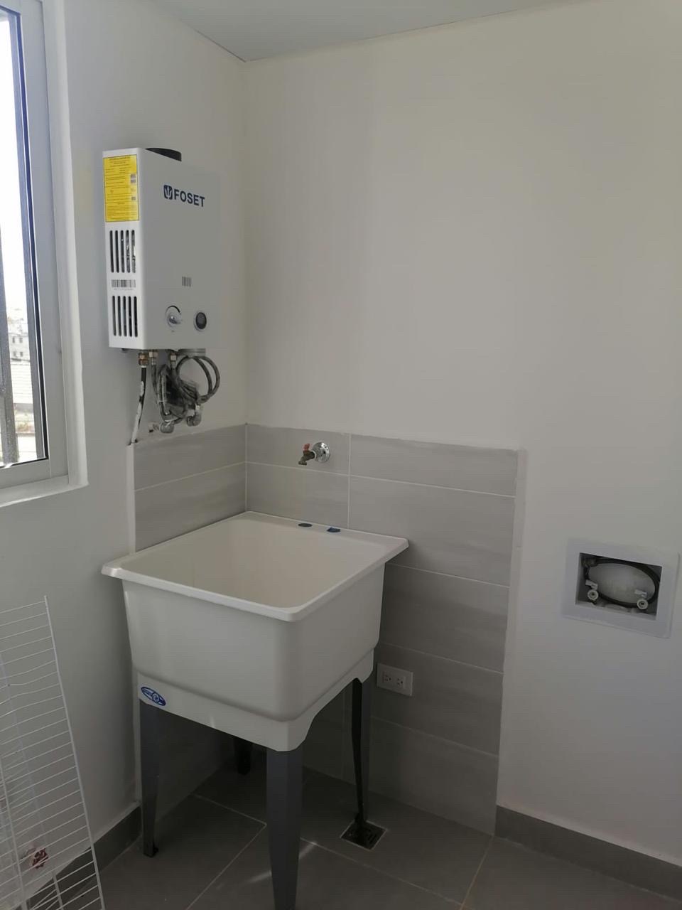 apartamentos - Apartamento en alquiler en Colinas V en la misma prolongación 27 de Febrero 3