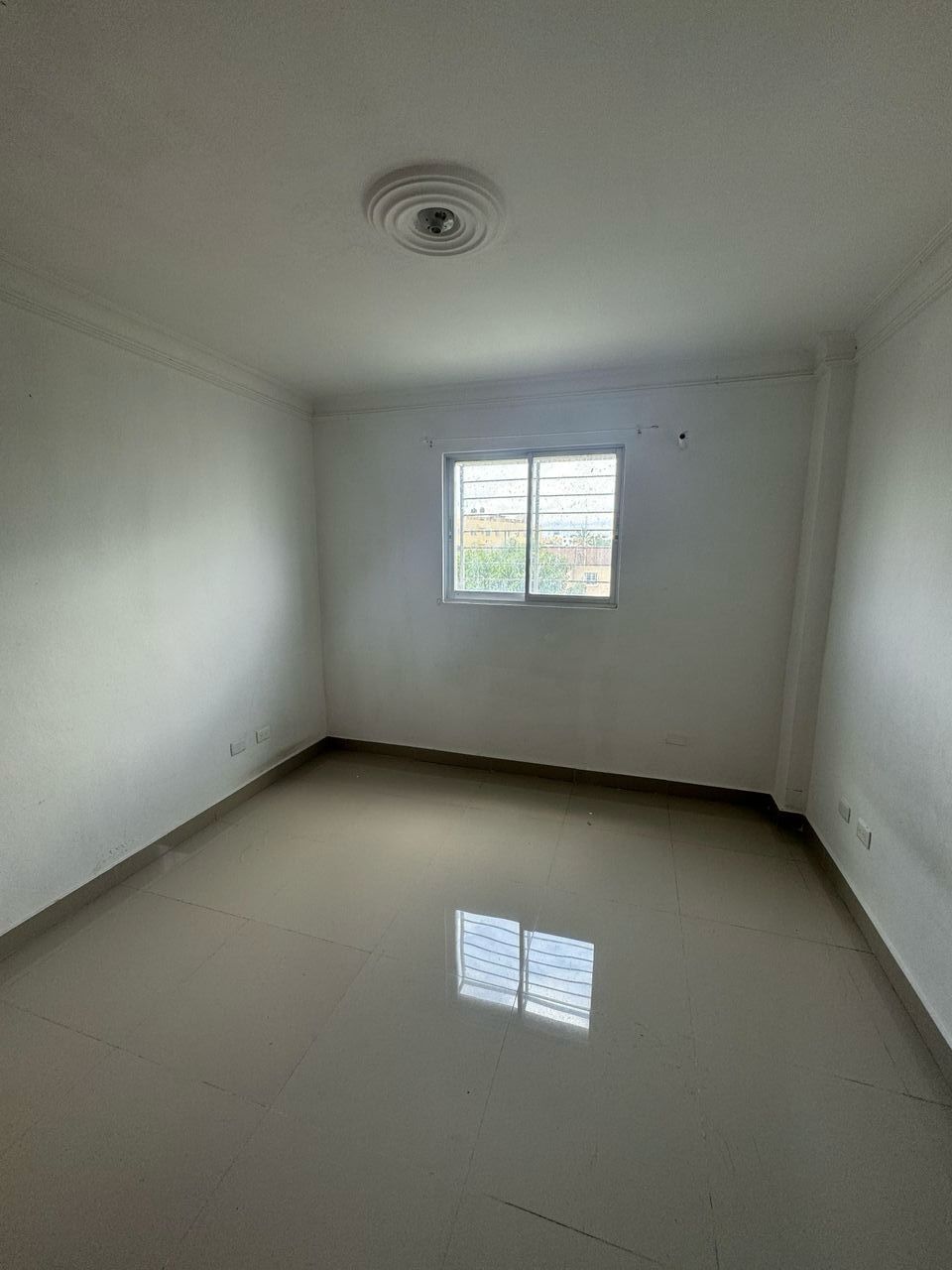 apartamentos - Vendo apartamento en La Esperanza 1