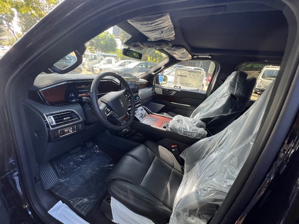jeepetas y camionetas - Lincoln Navigator Reserve, va con tu personalidad! 1
