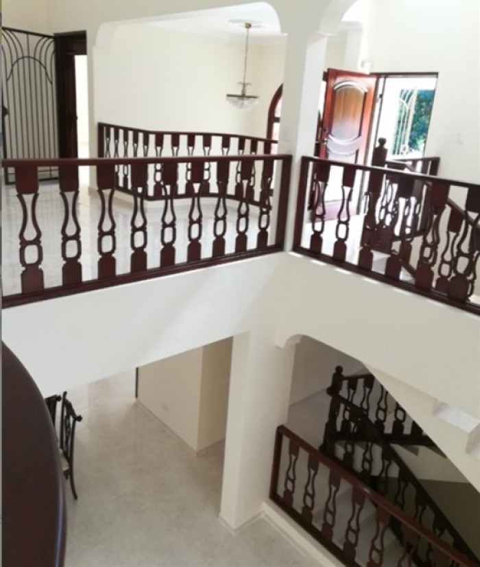 casas - Hermosa Casa Con Piscina En Alquiler Arroyo Hondo Ill

U$S2,500
4 hab
842mst 8