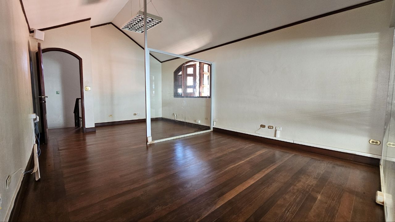 casas - Casa En Gazcue ideal para uso Comercial o Oficina 5