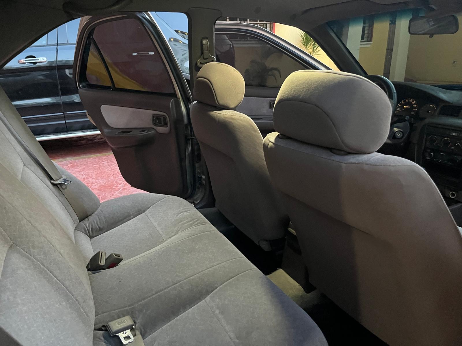 carros - Nissan sunny año 2000 en perfecto estado !! 6