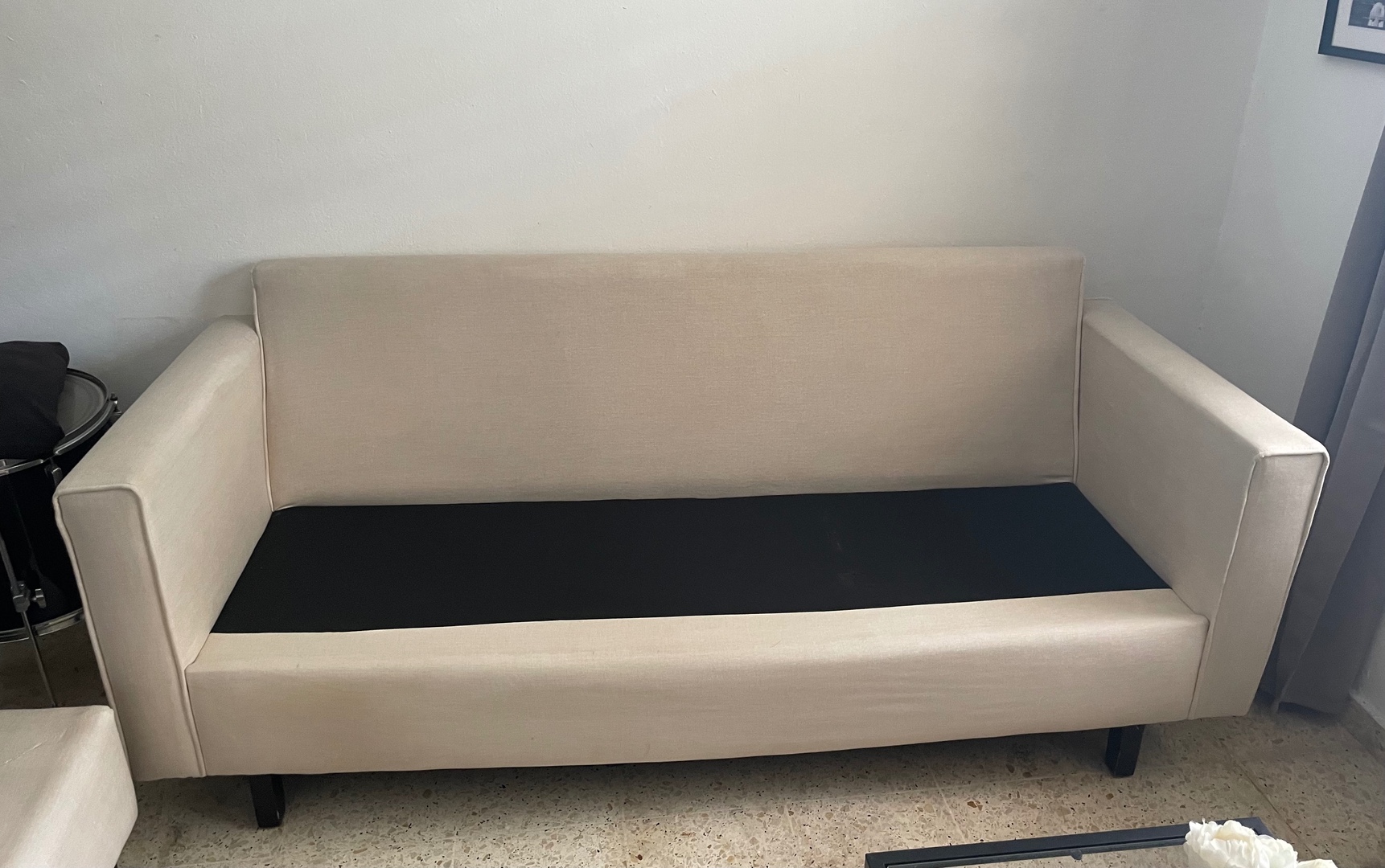 muebles y colchones - Juego de muebles de dos y tres plazas.  3
