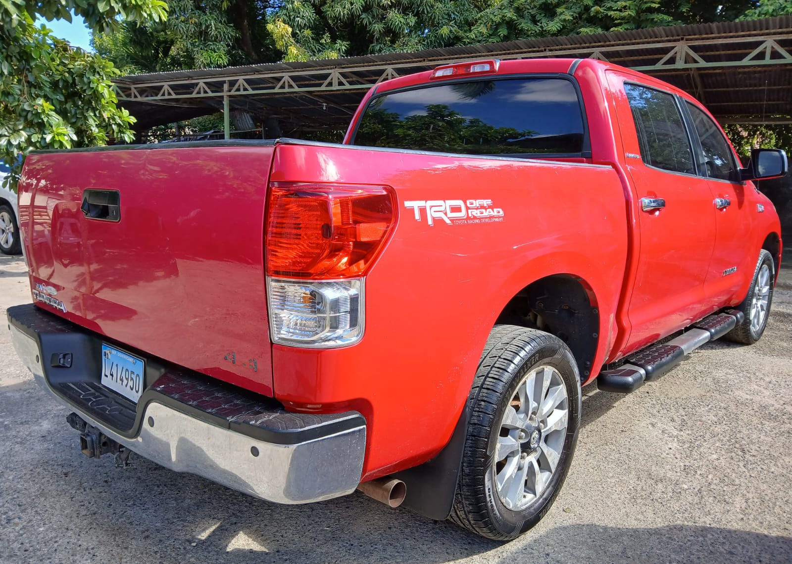 jeepetas y camionetas - Toyota tundra 2013 9