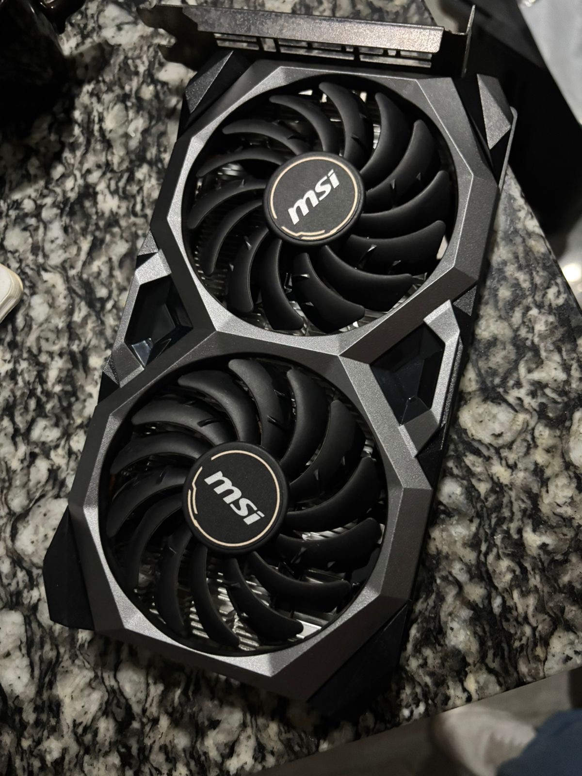 computadoras y laptops - RX 5500XT 8gb 2