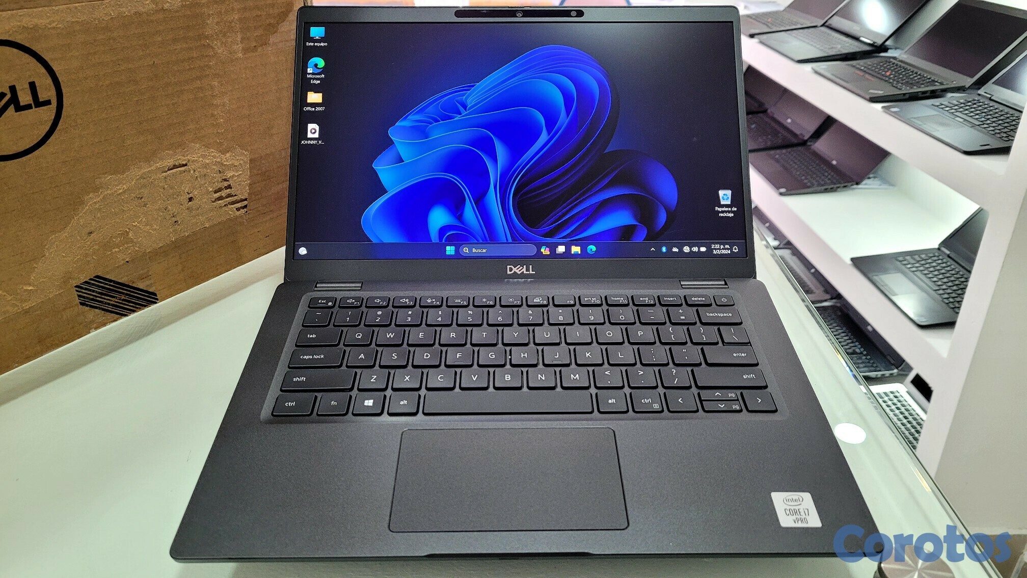 computadoras y laptops - Dell Touch 7310 13.3 Pulg Core i7 10th Gen Ram 8gb ddr4 Disco m2 1000gb Solido  1