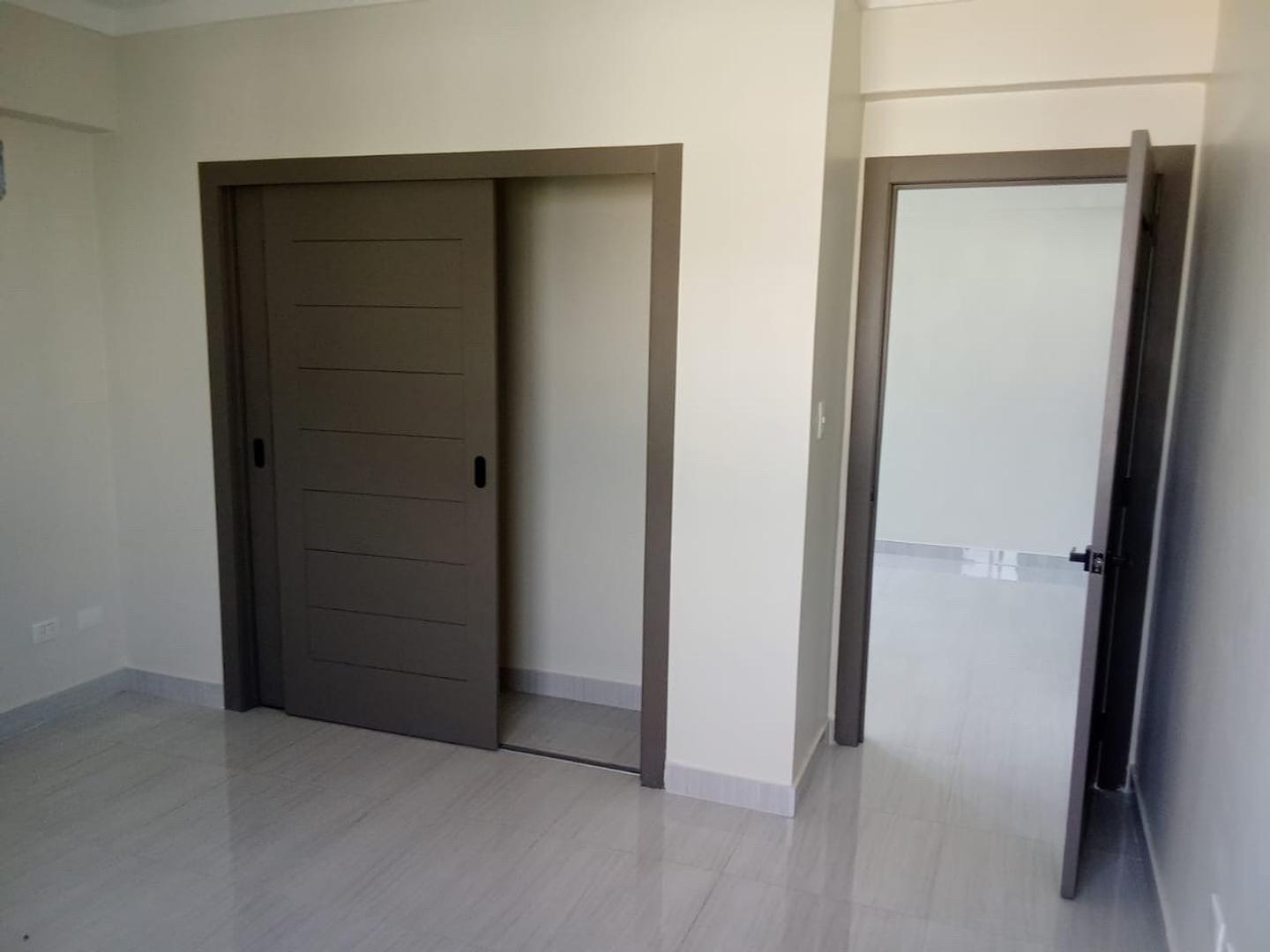 apartamentos - Alquilo Apto. Nueva Torre en Bella Vista. 2