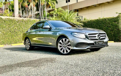 carros - Mercedes benz E200 2017 3