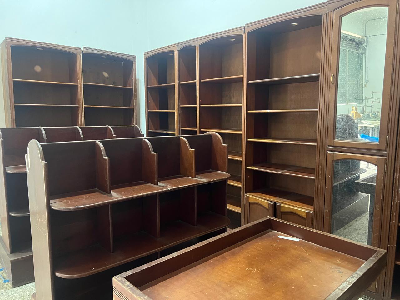 equipos profesionales - VENTA DE MUEBLES EXIBIDORES PARA TIENDA 1